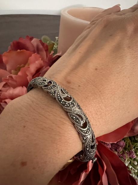 Naramok striebro a markazity,