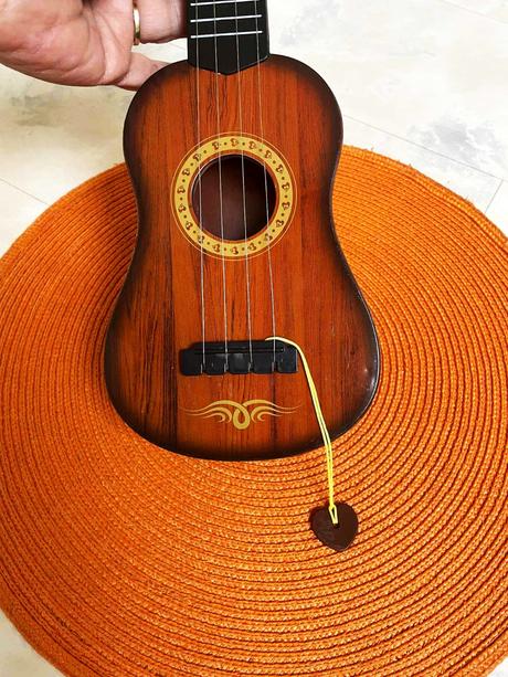 Ukulele s trsátkom, 