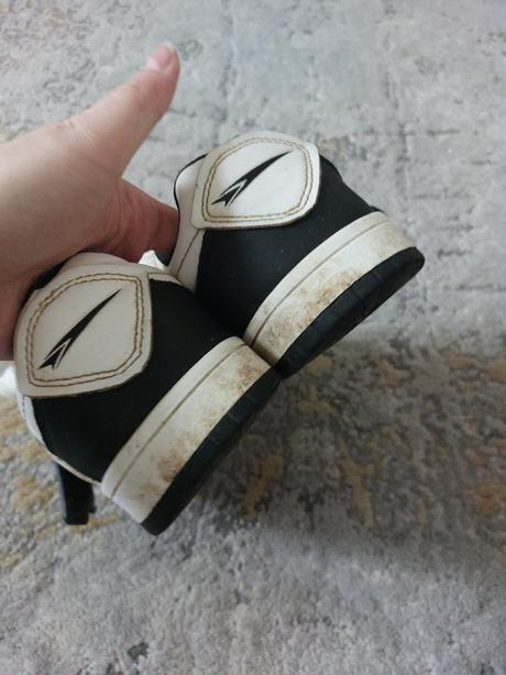 Tenisky na dvor, sprandi,41