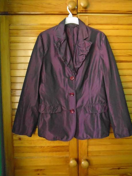 Slavnostné sako, next,40