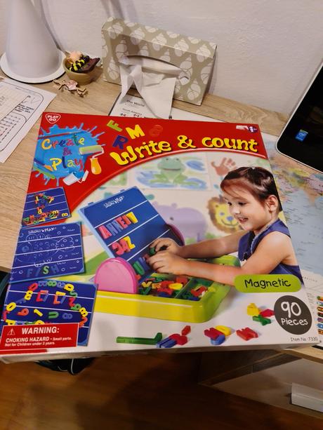 Magnetická tabuľa,