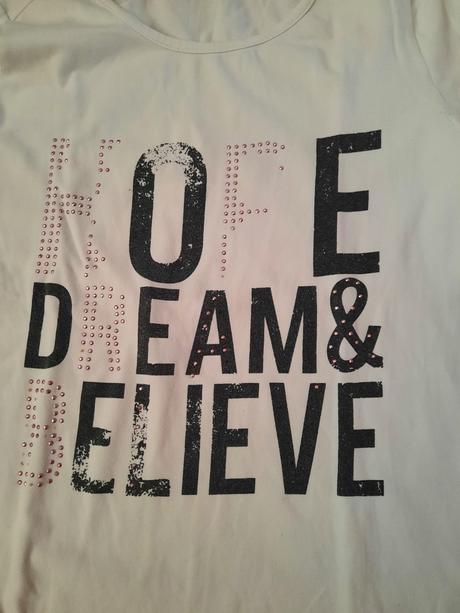 Dievčenské tričko, 158