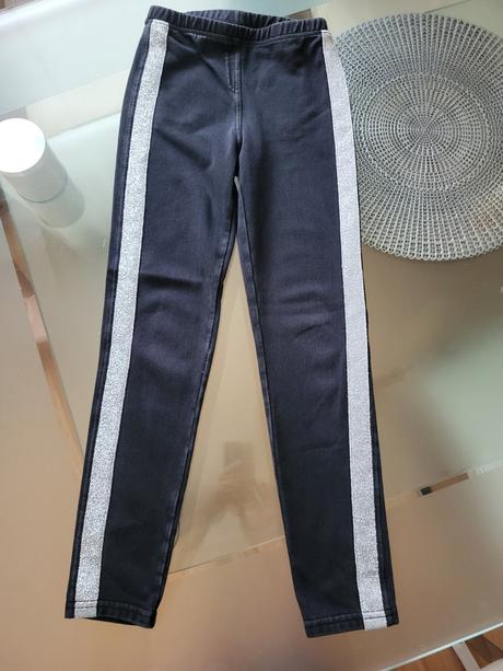 Džegíny, calzedonia,128