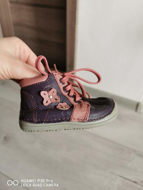 Dievčenské kožené capačky, 17