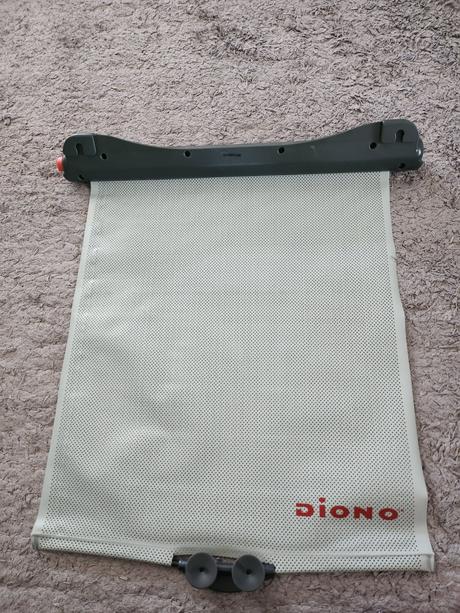 Rolovacia clona do auta, 