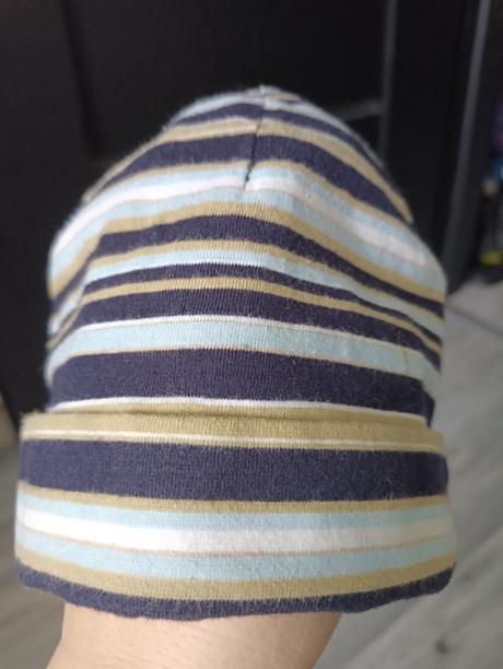 Čiapky, reserved,92