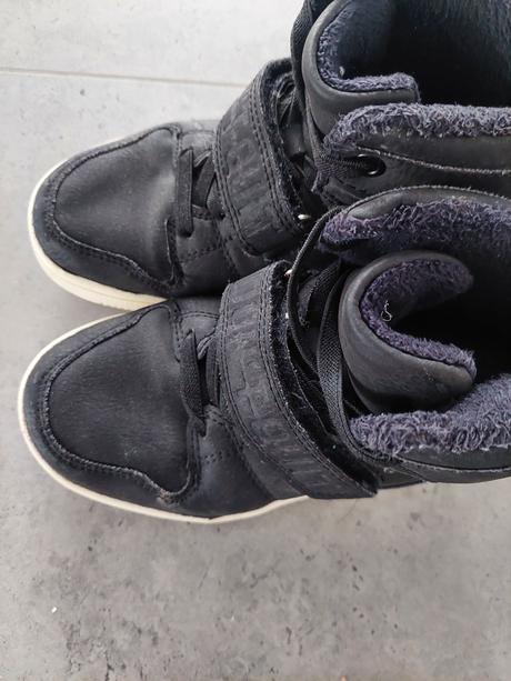 Prechodné top8, reserved,31