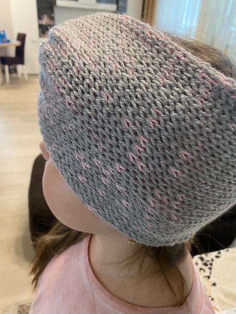 Čelenky - pletené, <50