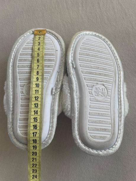 Dievcenske papuce, f&f,29