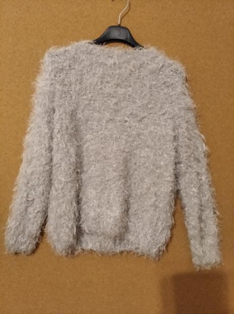 Krásny strapatý, strieboro-šedý pulóvrik, marks & spencer,l