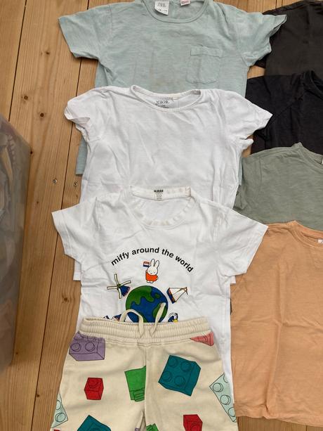 Balík leto chlapec 104, 104–116