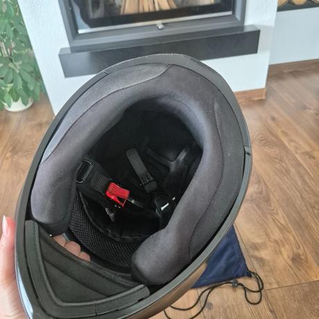 Prilba na moto agv velkosť l, 