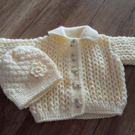 Kačičkový svetrík s čiapkou, 56