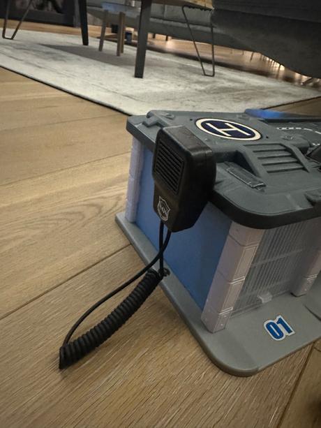 Garáž s autami a zvukmi, 