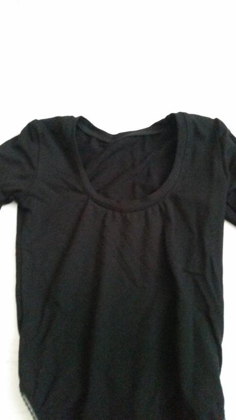 Body s vykrojenym chrbtom, 86