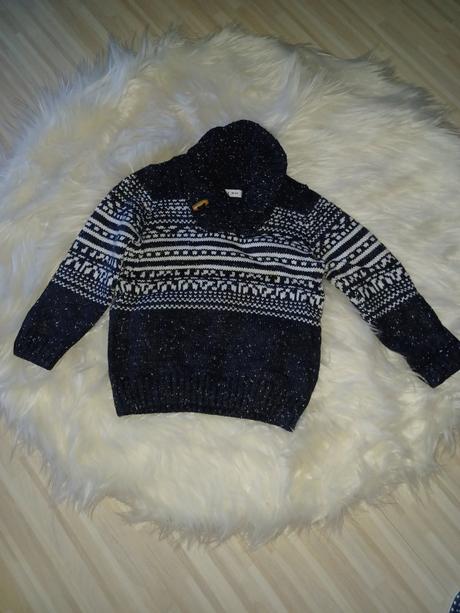 Svetrík, reserved,98