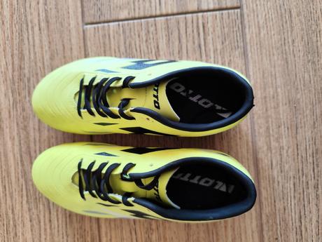 Kopačky na futbal, 34