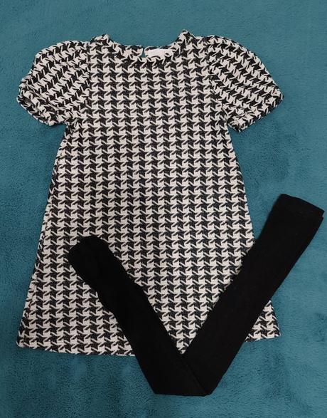 Šaty s kohúťou stopou + pančušky, 128