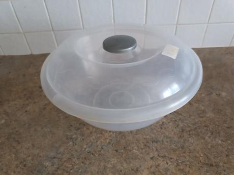 Plastová miska s vrchnákom 5l,