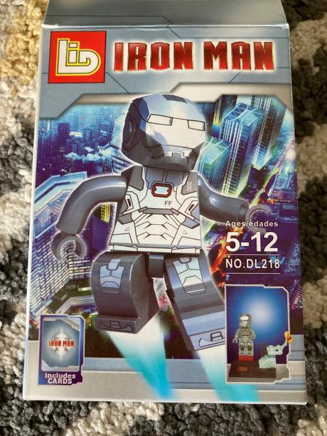 Iron man panáčik a skejty, 