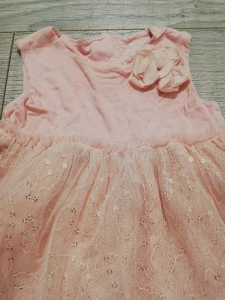 Slavnostne saticky, f&f,74