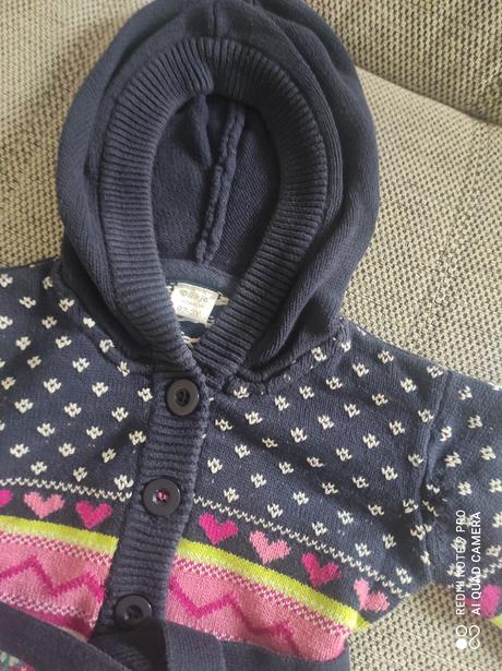 Pletený komplet modrý s ružovými pancuskami, dirkje,104