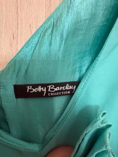 Šaty betty barclay, 36