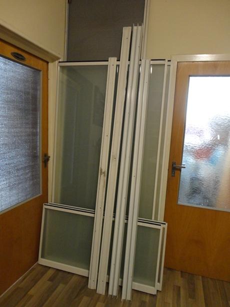Dvere posuvné sklené/roldor,
