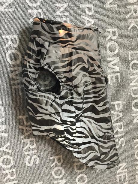 Bunda pre stredneho psa,