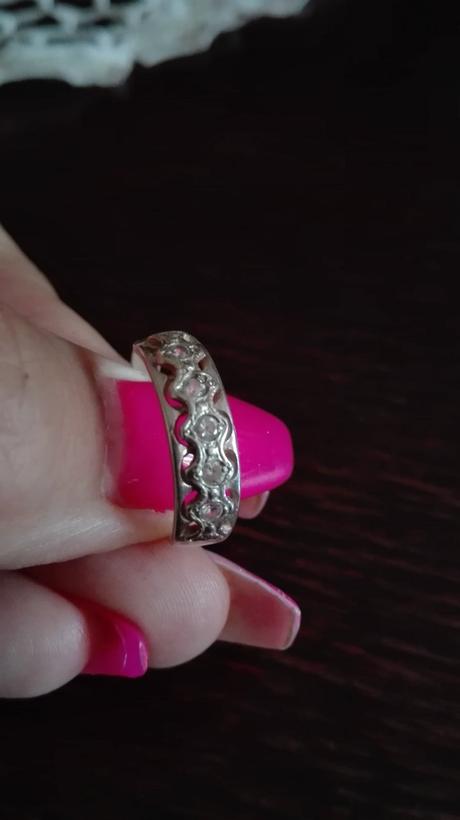Strieborny prsten, 
