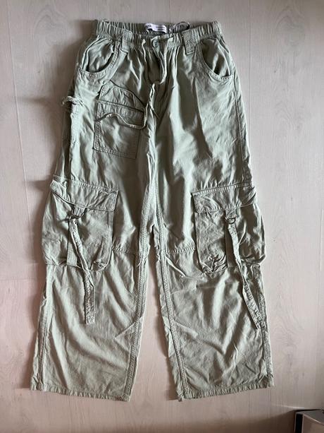 Nohavice bershka, bershka,xs