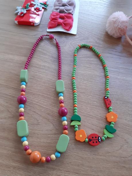 Sponky, čelenky, náhrdelníky, reserved