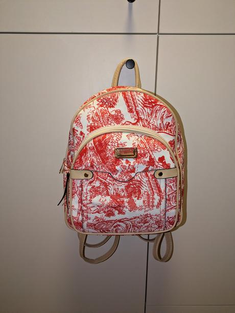 Krasny mestsky ruksak, 