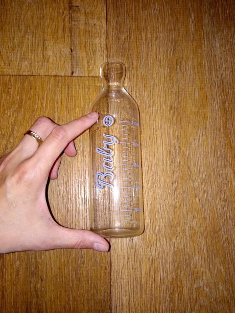 Sklenená odmerka na mlieko 250ml,