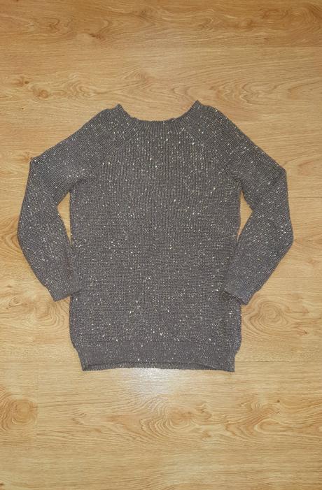 Trblietavý svetrík, m