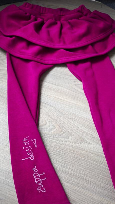 Sukňoleginy zn. zuppa, 122