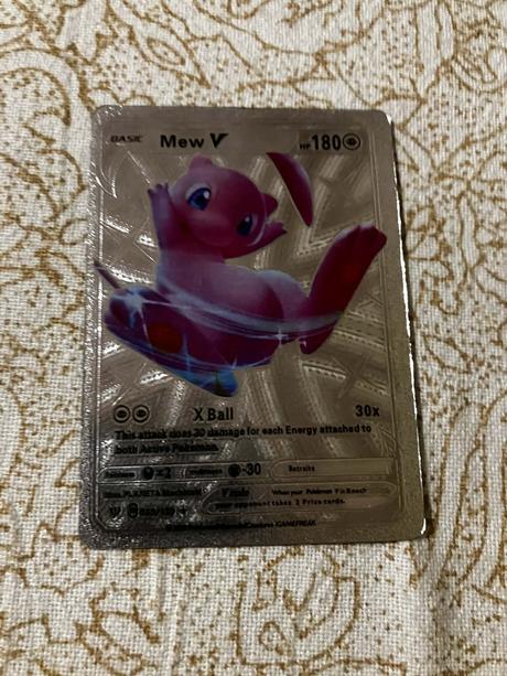 Pokémon, bakugan a pokémon album, 