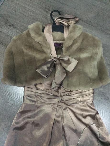 Komplet spol. šaty , kabatik a kabelka 36/38, 36