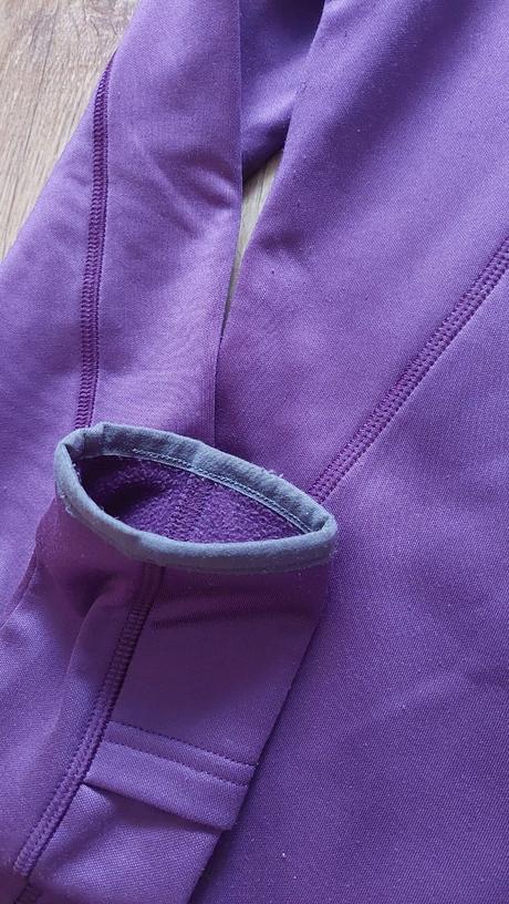 Fialova sportova mikina, 38