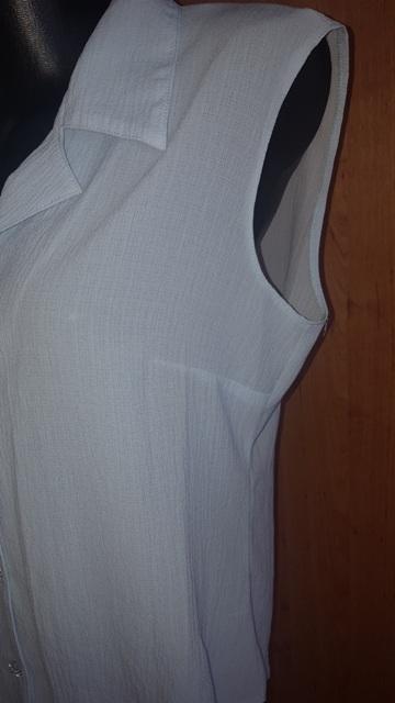 Bledomodrý blúzkový top, m