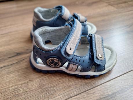 Sandálky action boy, 20