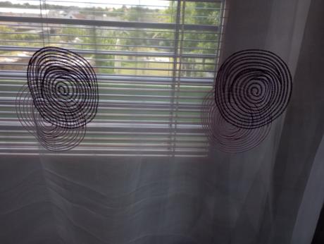 Ponúkam záclonu so závesom, 