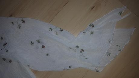 Biela vyšívaná blúzka, 42