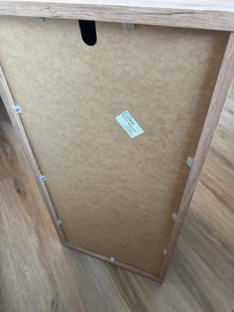 Komoda livarno so 4 zasuvkami orig. zabalena, 