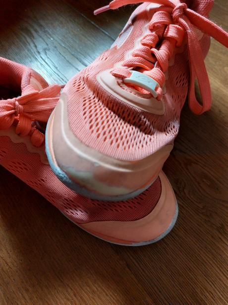 Dvoje tenisky, lotto,36