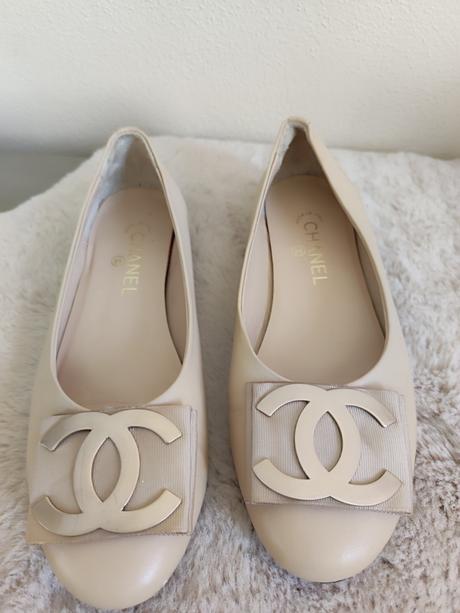 Dámske kožené balerínky, 39