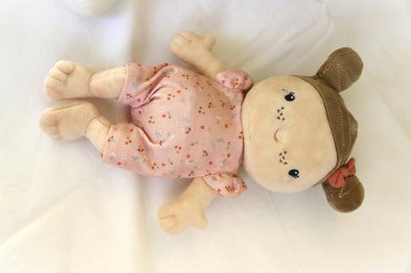 Bábika little dutch rosa,