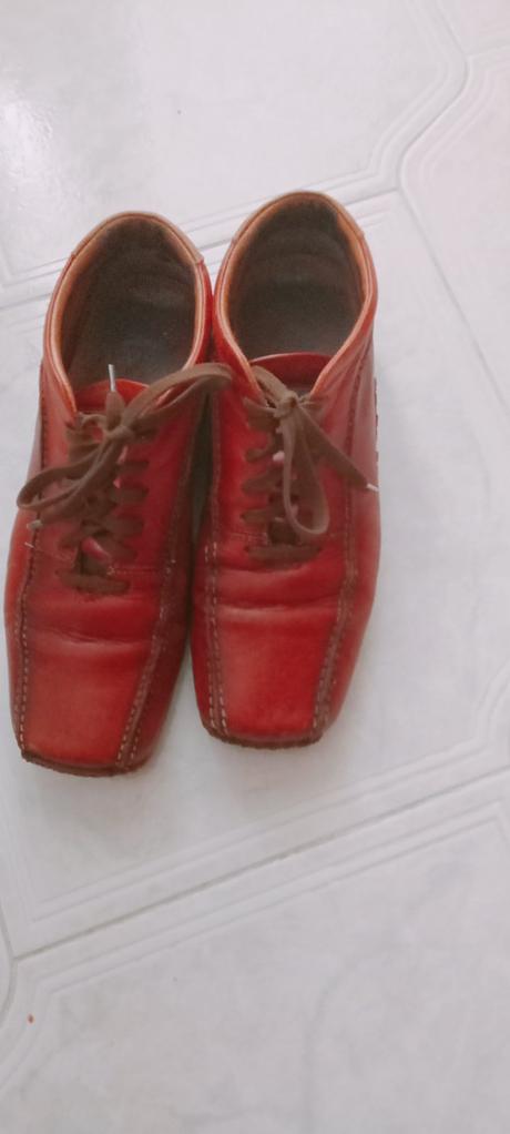 Kožené topánky, baťa,39