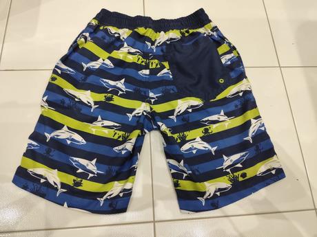 Predám chlapčenské kraťasy/plavky, 140