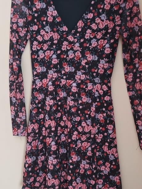 Šaty krásne cropp, xs